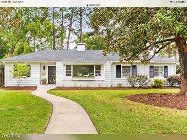 Main picture of 402 Stradleigh Rd