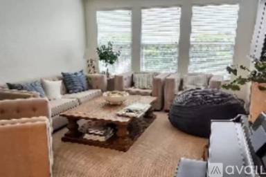 Main picture of 3268 Avenida La Cima