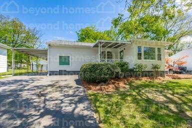 Main picture of 1148 S Seminole Dr