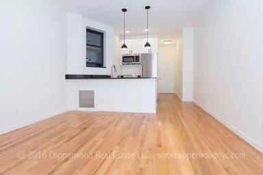 Main picture of 234 East 83rd St