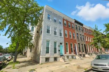 Main picture of 1700 N Broadway