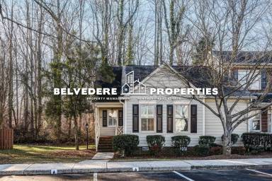 Main picture of 19 Park Village Ln