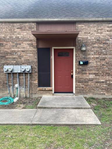 Main picture of 513 S Bowen Rd