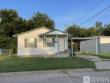 Main picture of 1818 1/2 NW Floyd Ave