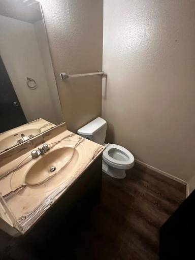 Main picture of 3600 Ashe Rd