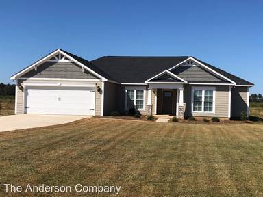 Main picture of 128 Live Oak Dr
