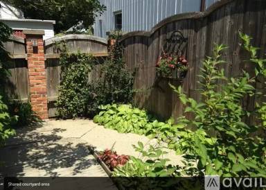 Main picture of 6496 Marlette St