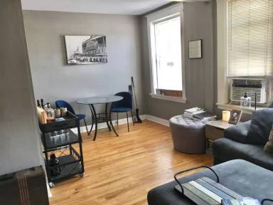 Main picture of 3006 N Sheffield Ave
