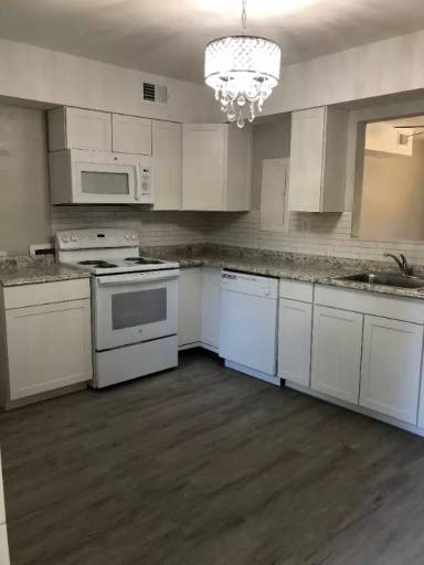 Main picture of 88 Angie Dr