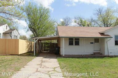 Main picture of 402 Arnold Dr