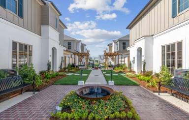 Main picture of 115 Gaunt Ln