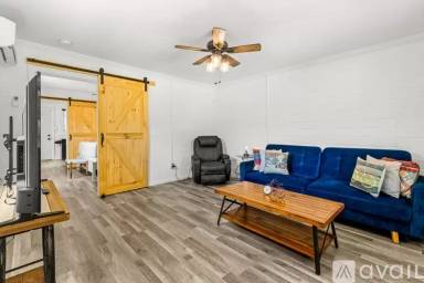 Main picture of 1830 Nina St