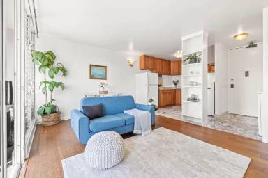 Main picture of Rainbow Place Condos