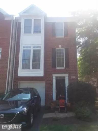 Main picture of 4113 Fairfax Center Creek Dr