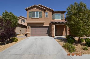 Main picture of 3470 Elegant Rose St