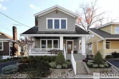 Main picture of 3519 Saybrook Ave