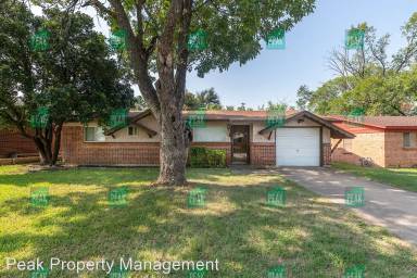 Main picture of 949 Dee Ln