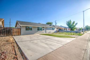 Main picture of 3729 W Butler Dr