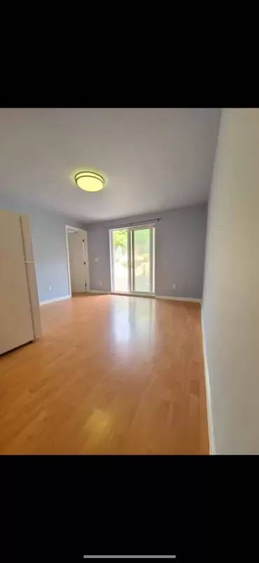 Main picture of 93 Crestview Ave