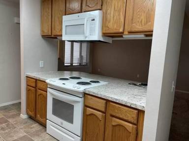 Main picture of 402 Ponderosa St