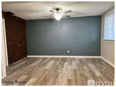 Main picture of 1001 Main St