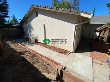 Main picture of 2892 Azevedo Dr