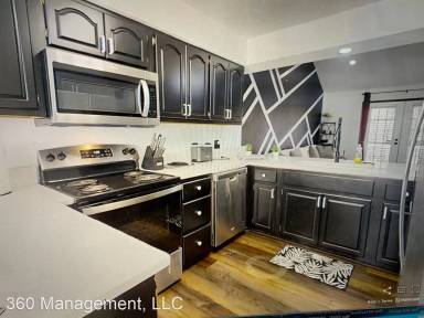 Main picture of 1180 Northlake Dr