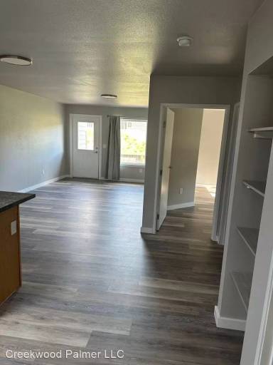 Main picture of Creekwood Park Apartments