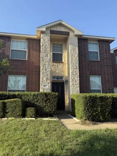Main picture of 2833 Shoreline Way