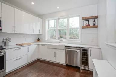 Main picture of 1735 Jackson St