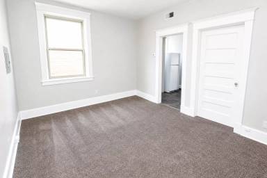 Main picture of 330 Melwood Ave