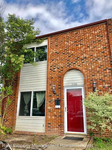 Main picture of 1136 Clydesdale Ln