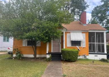 Main picture of 219 S Panama St