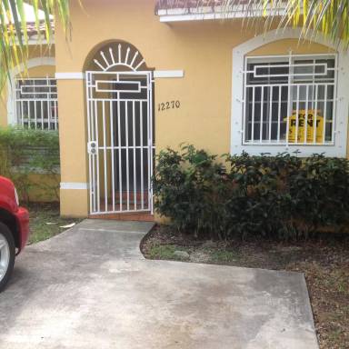 Main picture of 12260 SW 214th St