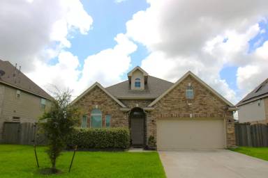 Main picture of 711 Burr Oak