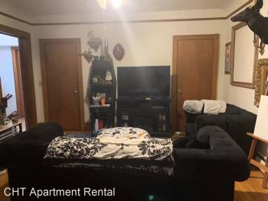 Main picture of 128 W Gilman St
