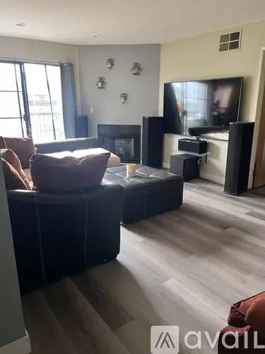 Main picture of 901 N Alfred St