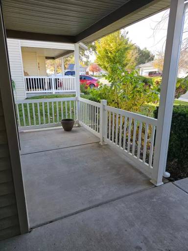 Main picture of 3328 S Malad Dr
