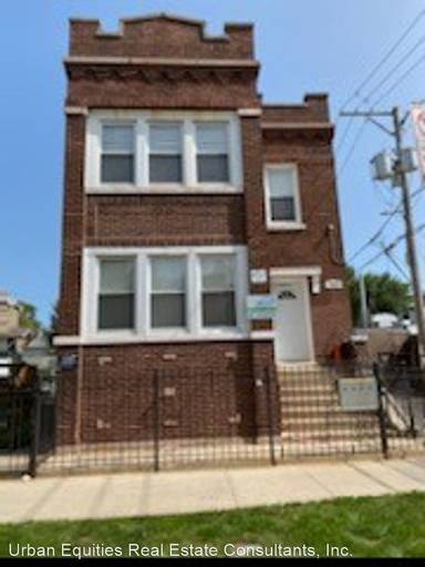 Main picture of 2415 N Kildare Ave