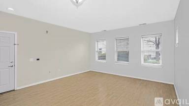 Main picture of 948 W 15th Pl