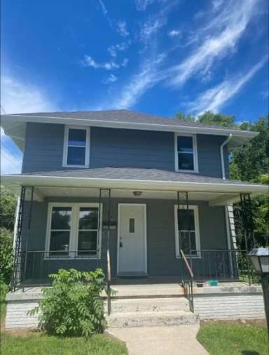 Main picture of 405 Beech St
