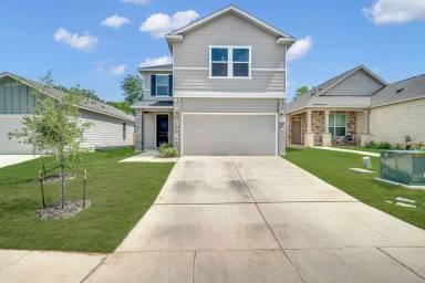Main picture of 4715 Pico Pico St