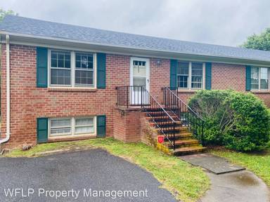 Main picture of 302 Fleetwood Dr