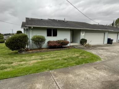 Main picture of 4925 Sunnyside Blvd