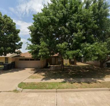 Main picture of 5207 Pebblestone Dr