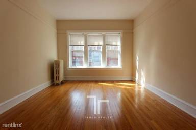 Main picture of 630-38 1/2 W Arlington Pl Apartments