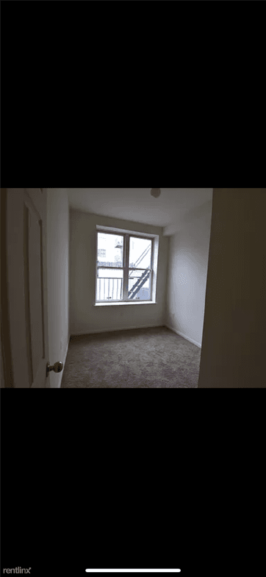 Main picture of 530 Monroe St