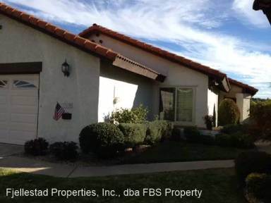 Main picture of 17670 Plaza Acosta