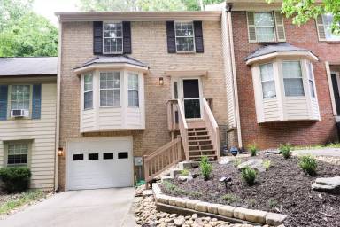 Main picture of 785 Coventry Township Pl