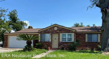 Main picture of 410 Sanders Ln